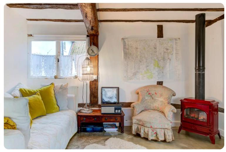 The Dairy, One Bedroom Cottage In A 15Th Century Farmhouse Parham Zewnętrze zdjęcie